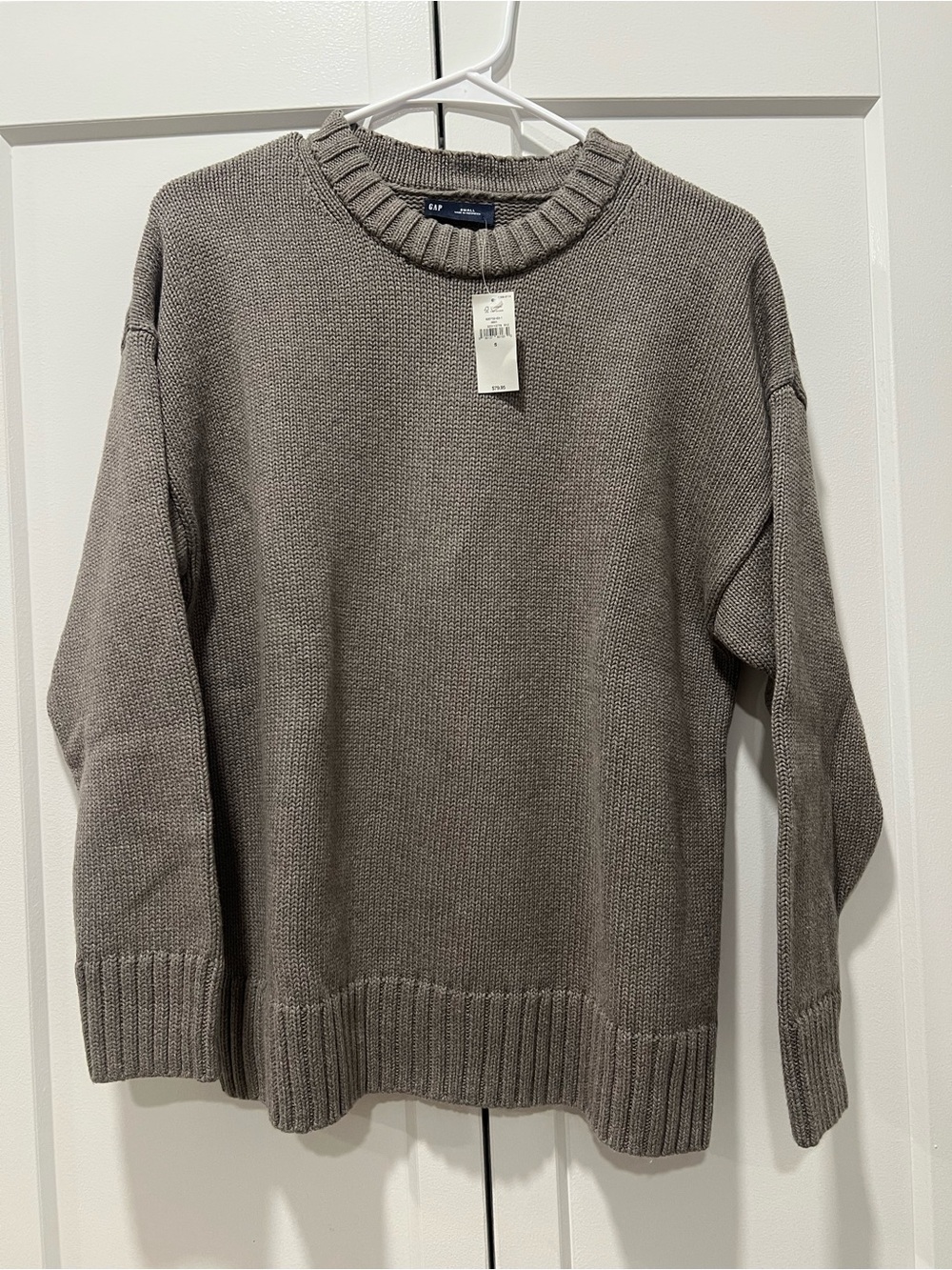 NWT Gap Crewneck Sweater in Taupe